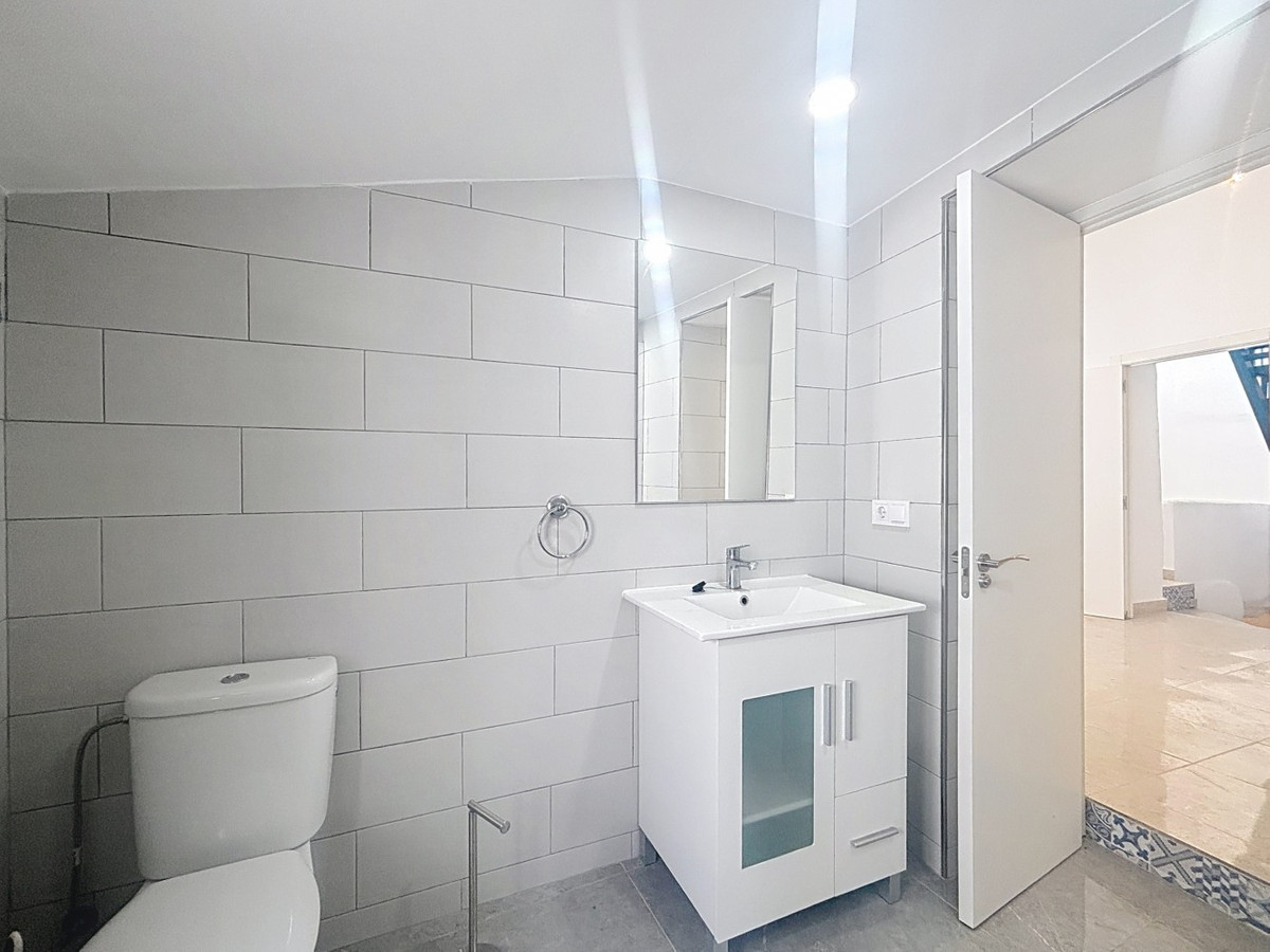 Se vende Pareada de 3 dormitorios en Costa Del Sol East, Málaga, España