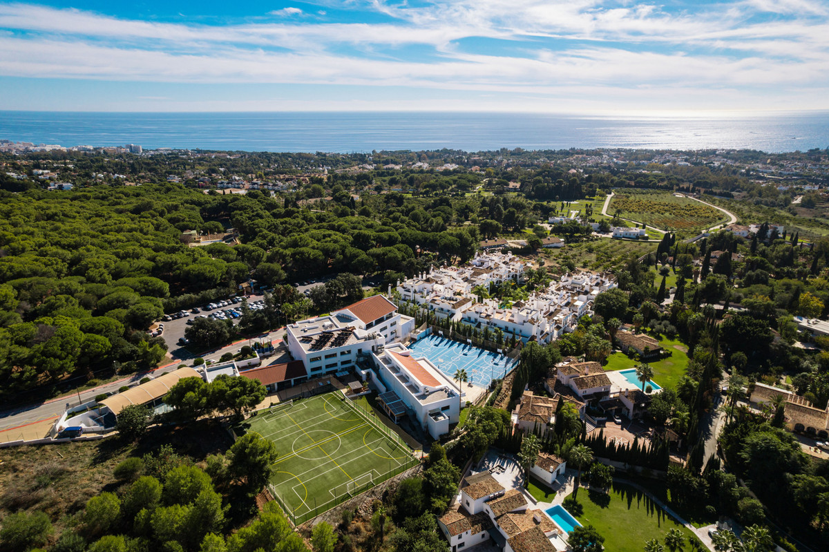Se vende Apartamento Planta Media de 3 dormitorios en Costa Del Sol, Málaga, España