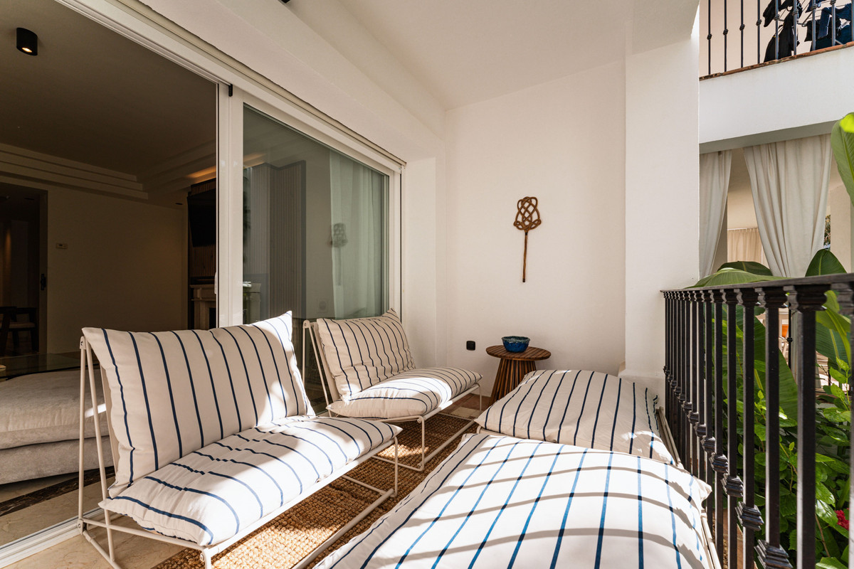 Se vende Apartamento Planta Media de 3 dormitorios en Costa Del Sol, Málaga, España