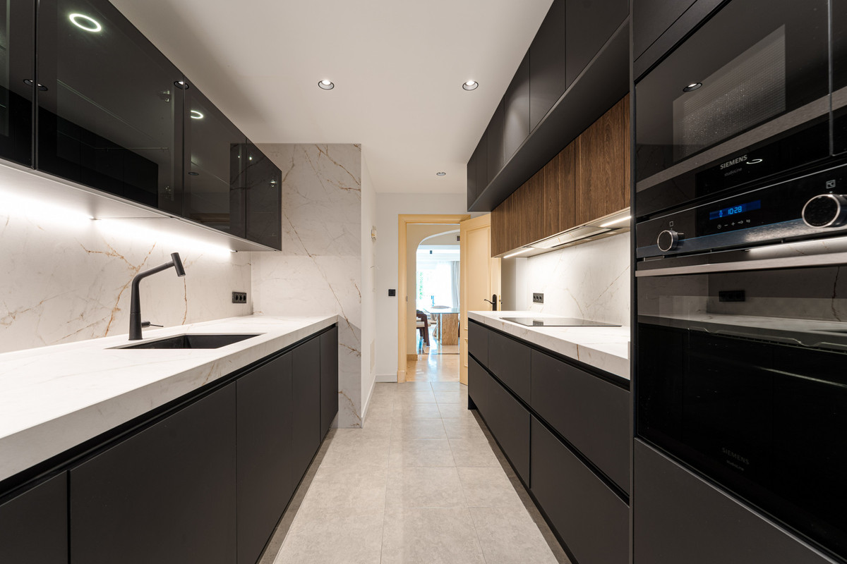 Se vende Apartamento Planta Media de 3 dormitorios en Costa Del Sol, Málaga, España