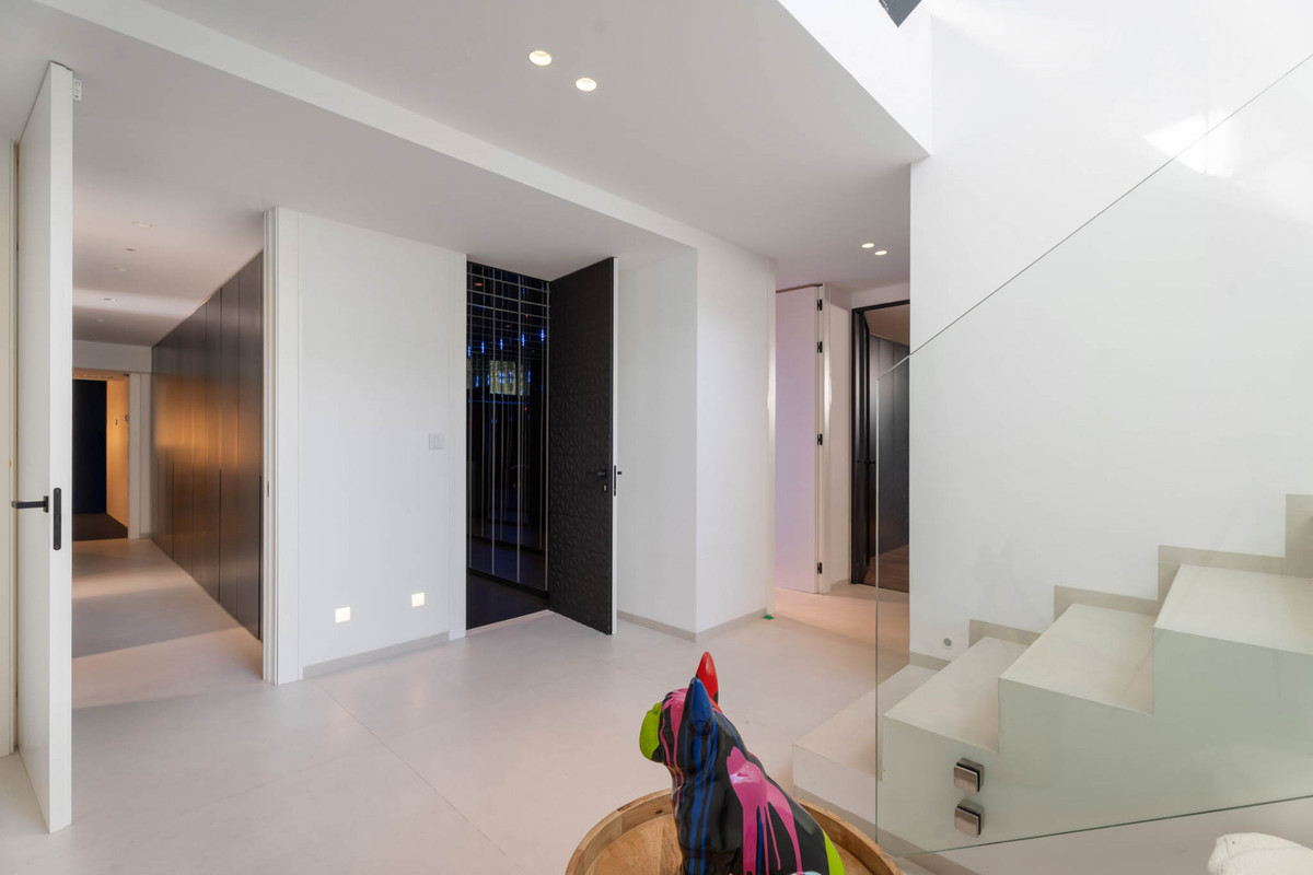 Se vende Villa - Chalet de 6 dormitorios en Costa Del Sol, Málaga, España