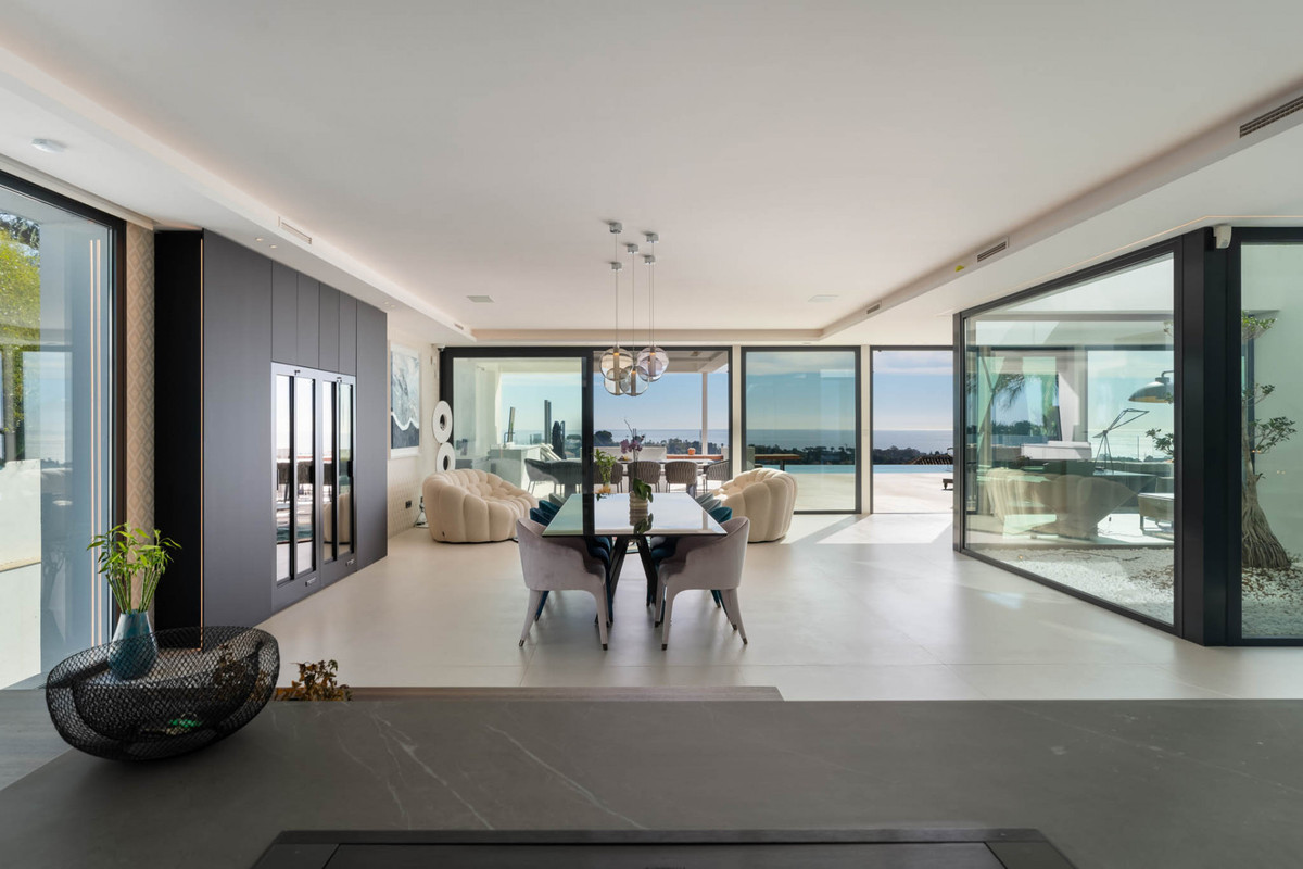 Se vende Villa - Chalet de 6 dormitorios en Costa Del Sol, Málaga, España