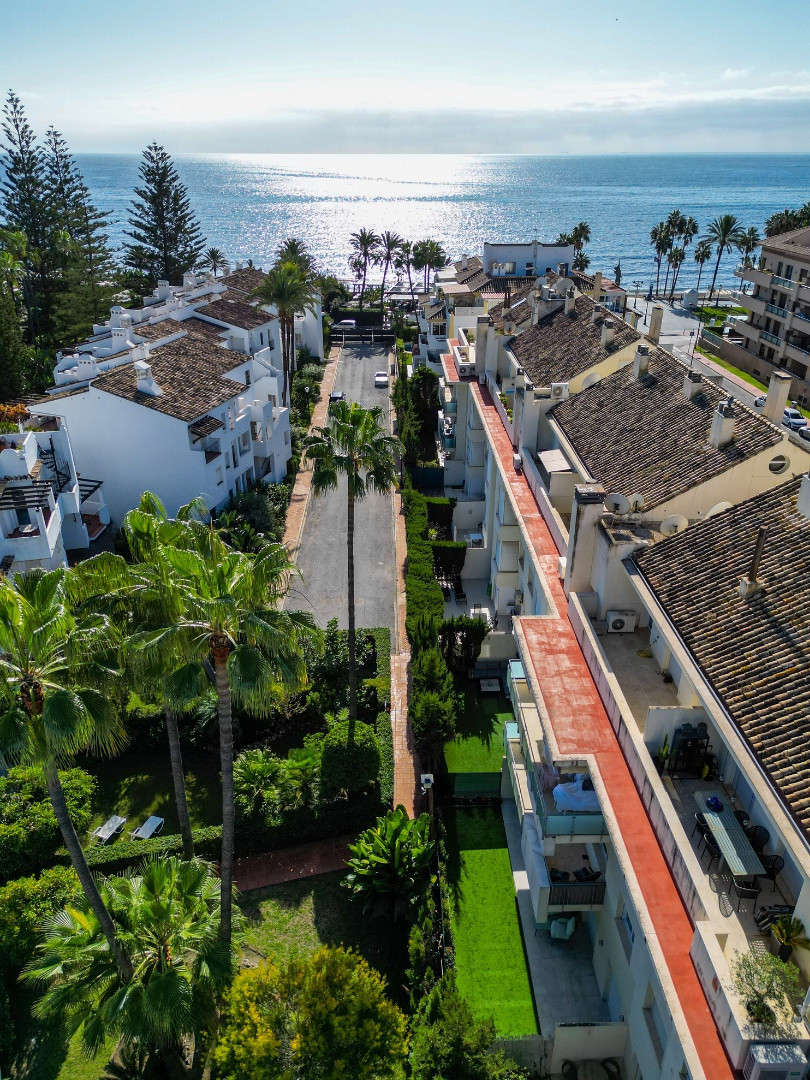 2 Bed Apartment for sale in San Pedro De Alcántara Costa Del Sol, Málaga, Spain