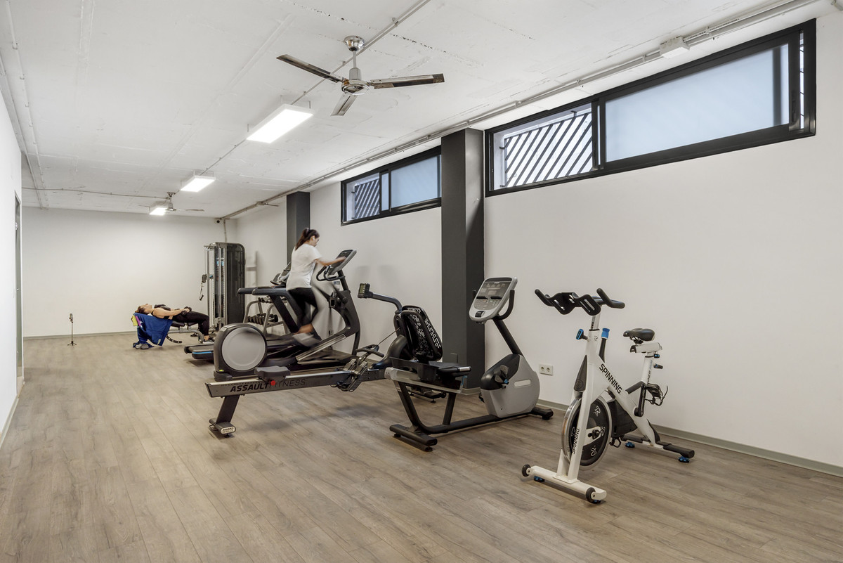 Se vende Apartamento Planta Media de 2 dormitorios en Costa Del Sol, Málaga, España