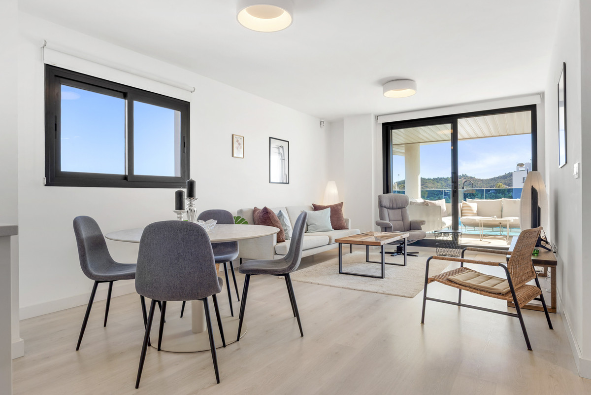 Se vende Apartamento Planta Media de 2 dormitorios en Costa Del Sol, Málaga, España