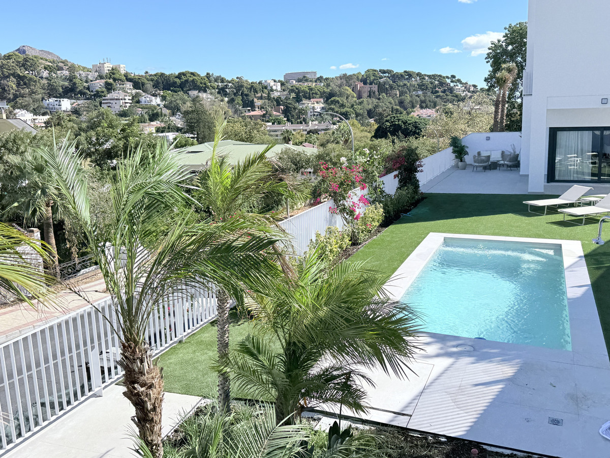 3 Bed Townhouse for sale in Málaga Costa Del Sol, Málaga, Spain