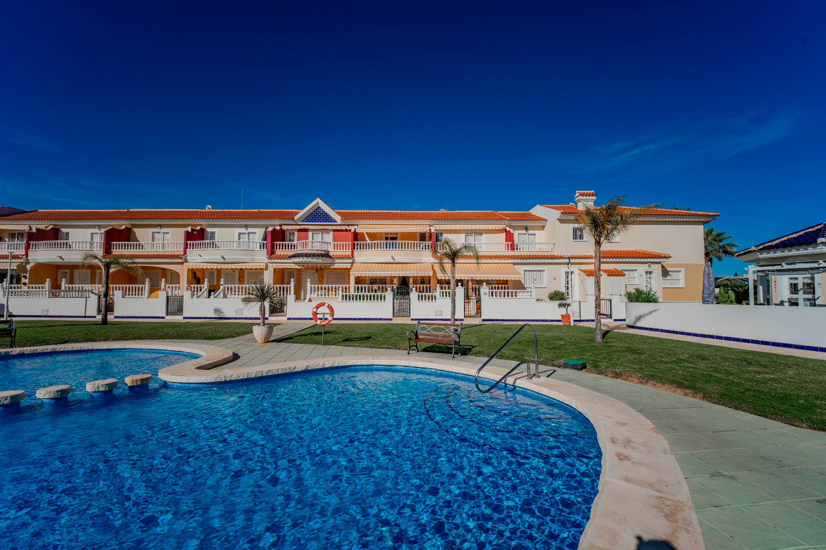 3 Bed Townhouse for sale in Ciudad Quesada Costa Blanca, Alicante, Spain