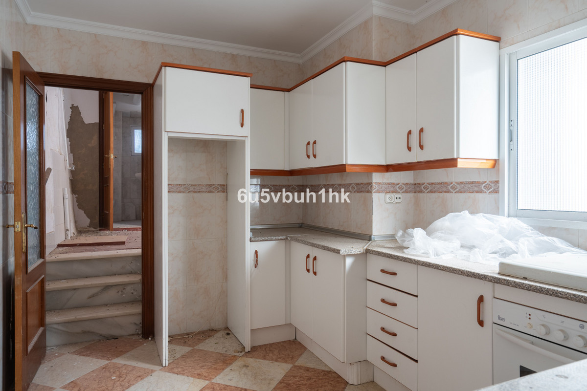 Se vende Adosada de 5 dormitorios en Costa Del Sol, Málaga, España