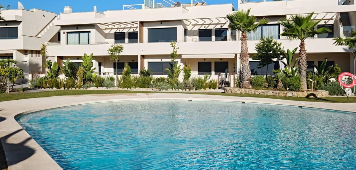 2 Bed Apartment for sale in La Veleta Costa Blanca, Alicante, Spain