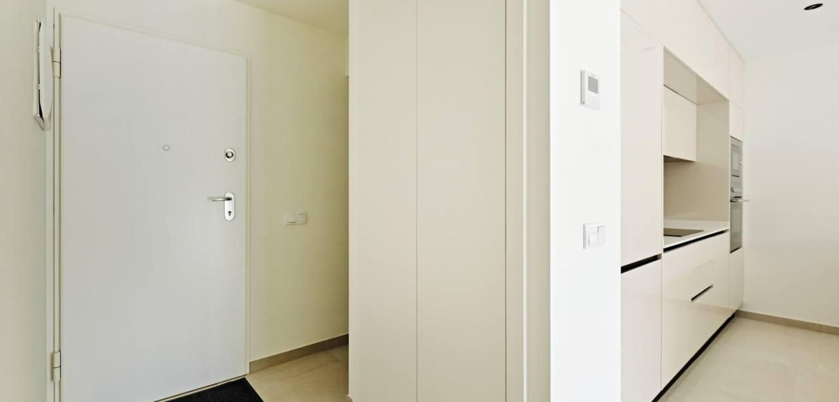 2 Bed Apartment for sale in La Veleta Costa Blanca, Alicante, Spain