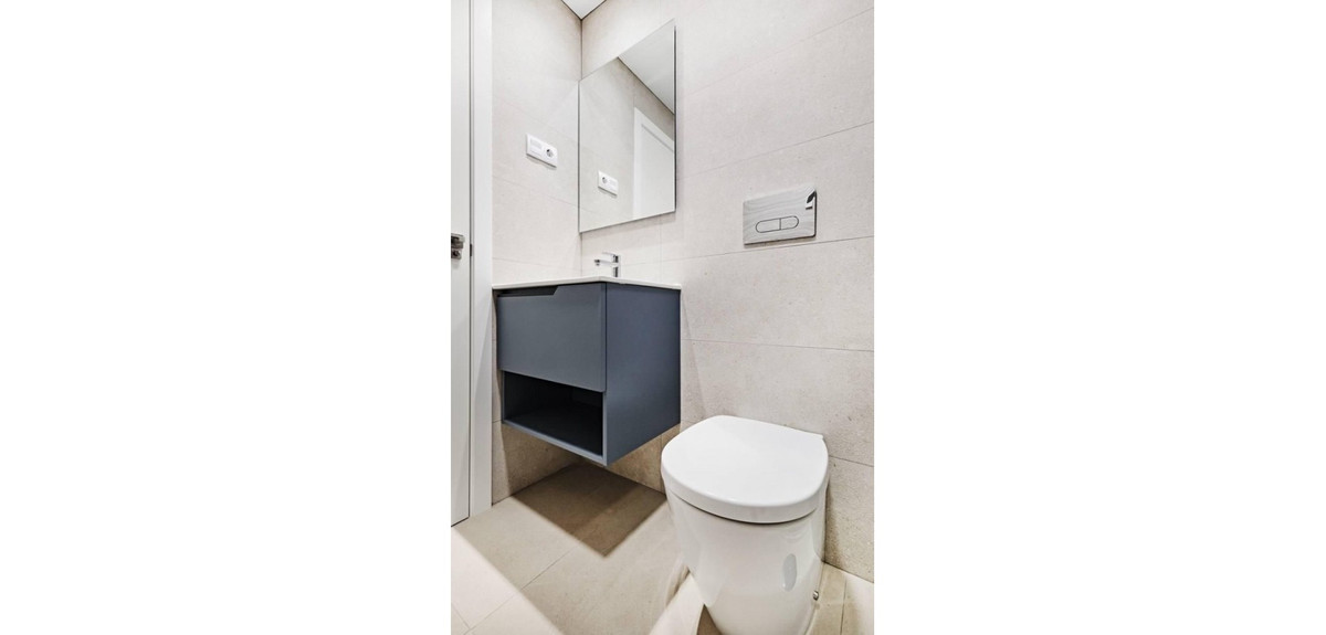 2 Bed Apartment for sale in La Veleta Costa Blanca, Alicante, Spain