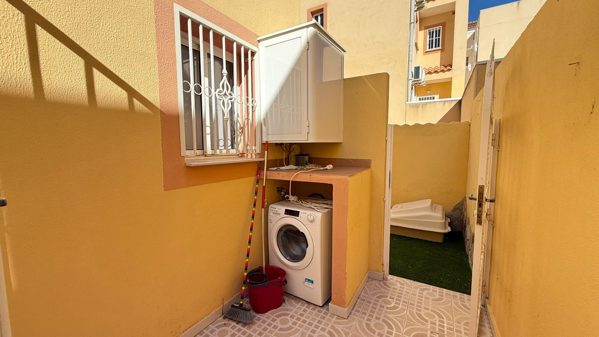 2 Bed Townhouse for sale in Blue Lagoon Costa Blanca, Alicante, Spain