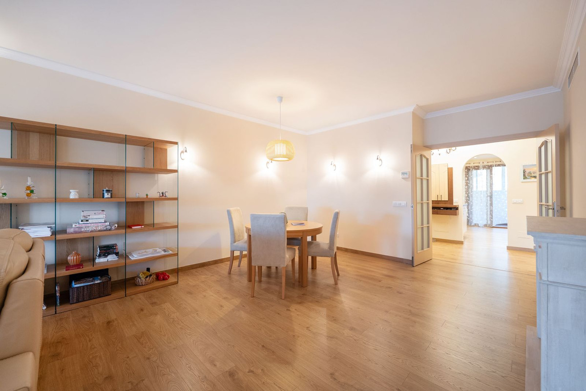 2 Bed Apartment for sale in Puerto Banús Costa Del Sol, Málaga, Spain
