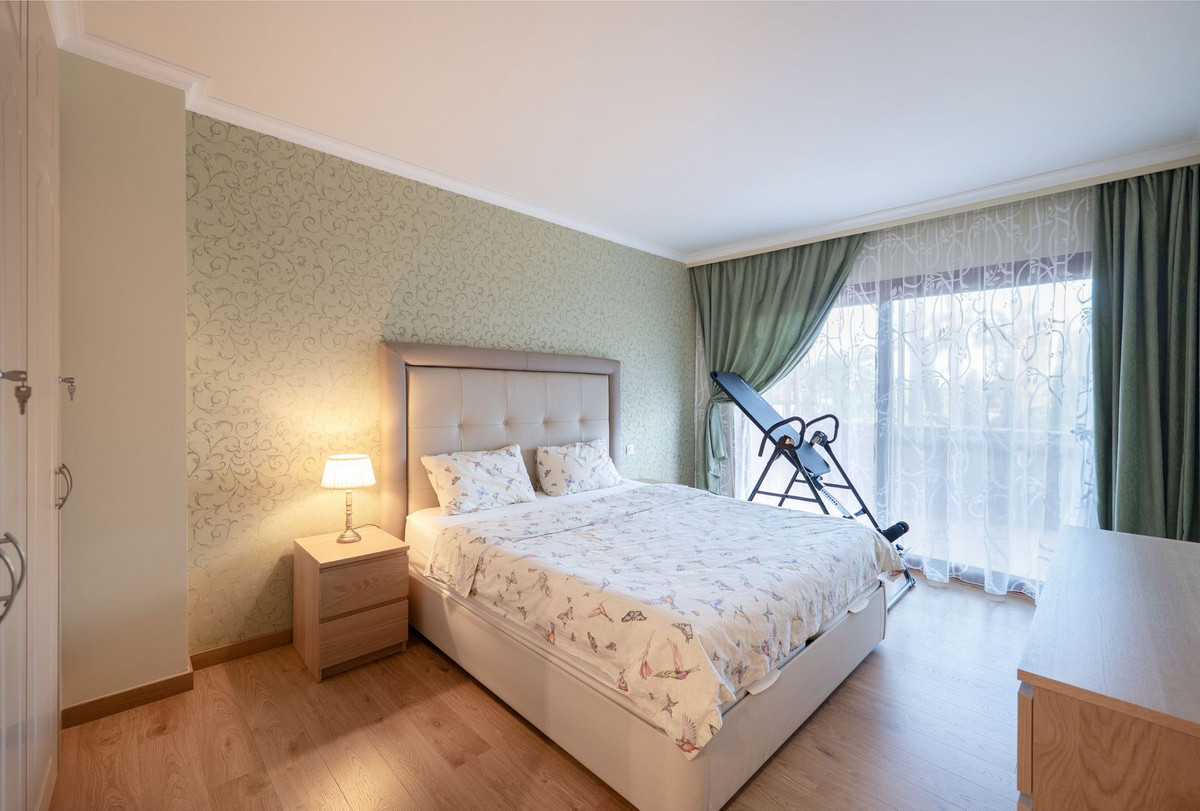 2 Bed Apartment for sale in Puerto Banús Costa Del Sol, Málaga, Spain