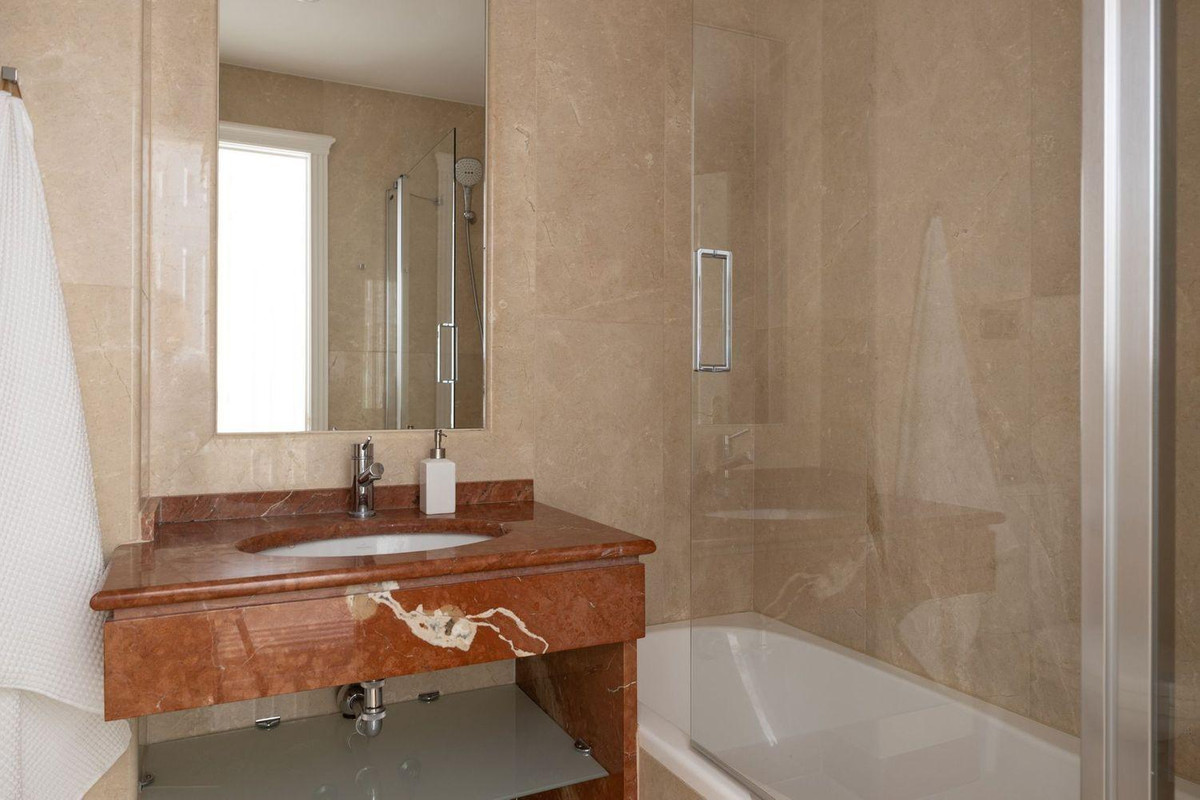 2 Bed Apartment for sale in Marbella Costa Del Sol, Málaga, Spain