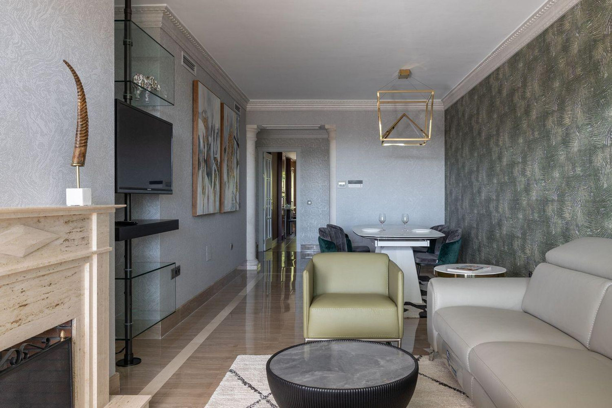 2 Bed Apartment for sale in Marbella Costa Del Sol, Málaga, Spain
