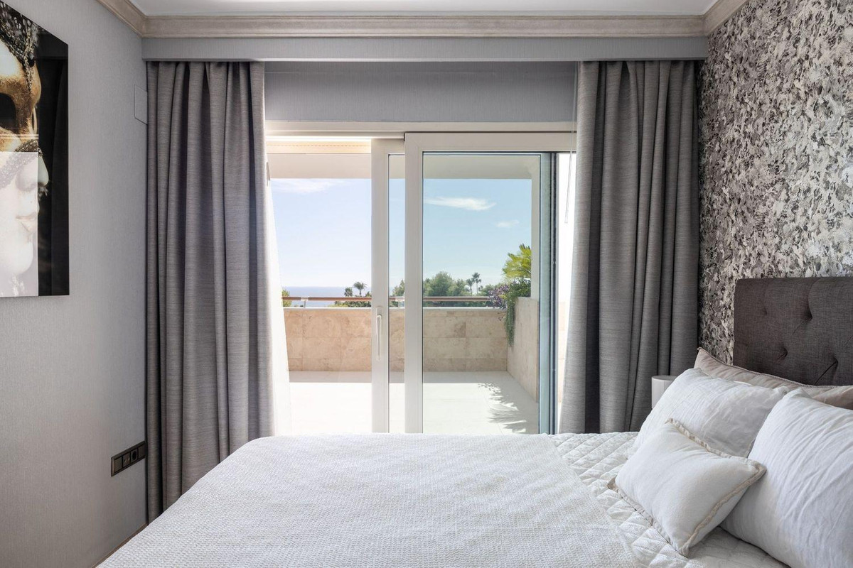 2 Bed Apartment for sale in Marbella Costa Del Sol, Málaga, Spain
