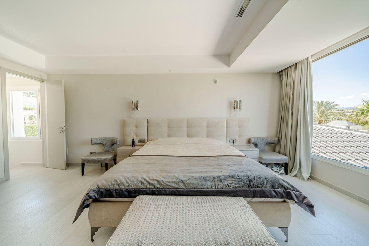 Se vende Villa - Chalet de 7 dormitorios en Costa Del Sol, Málaga, España