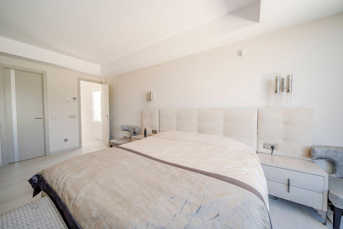 Se vende Villa - Chalet de 7 dormitorios en Costa Del Sol, Málaga, España