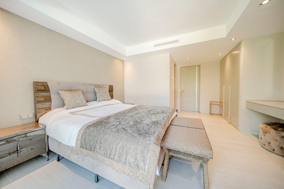 Se vende Villa - Chalet de 7 dormitorios en Costa Del Sol, Málaga, España