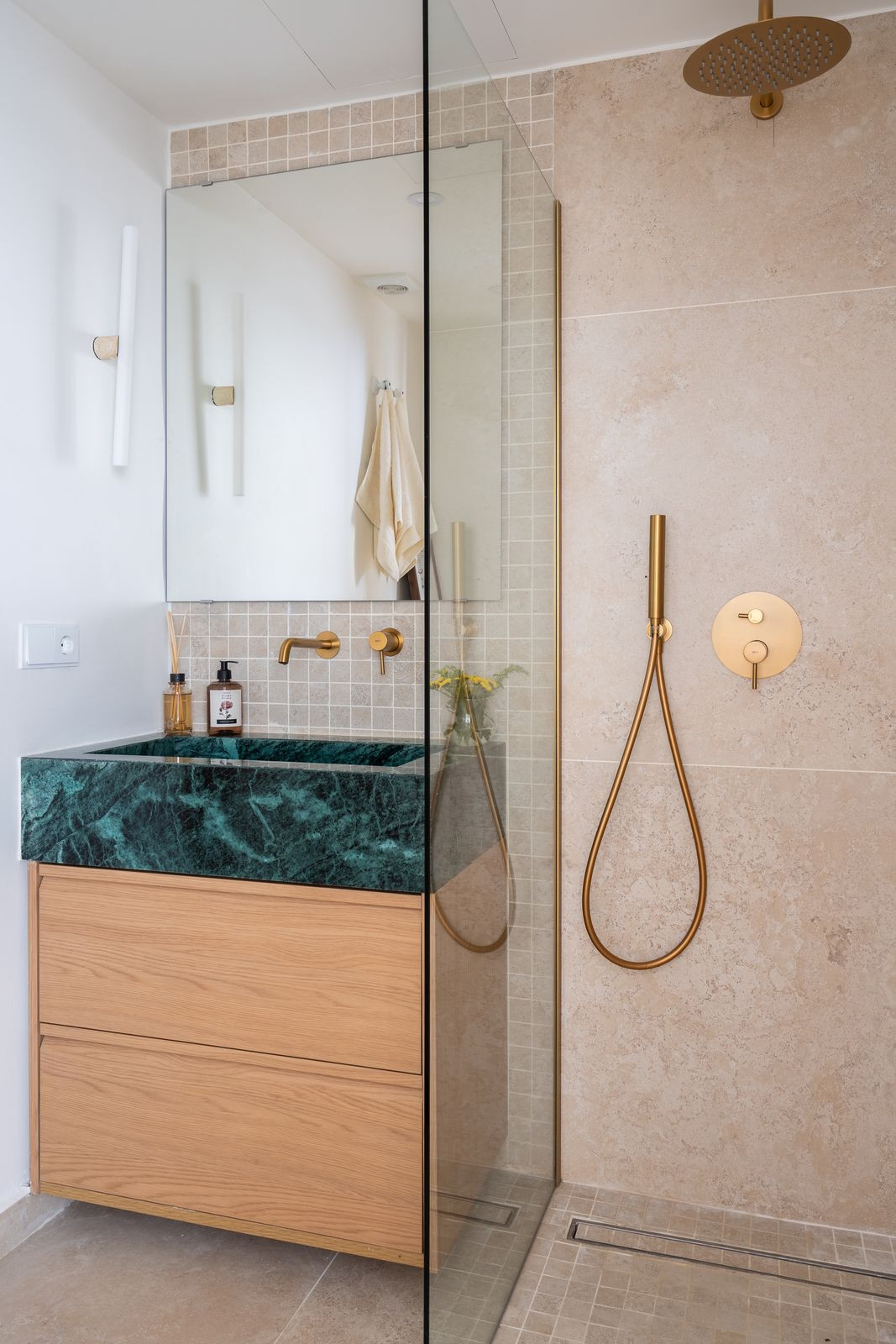3 Bed Apartment for sale in La Quinta Costa Del Sol, Málaga, Spain