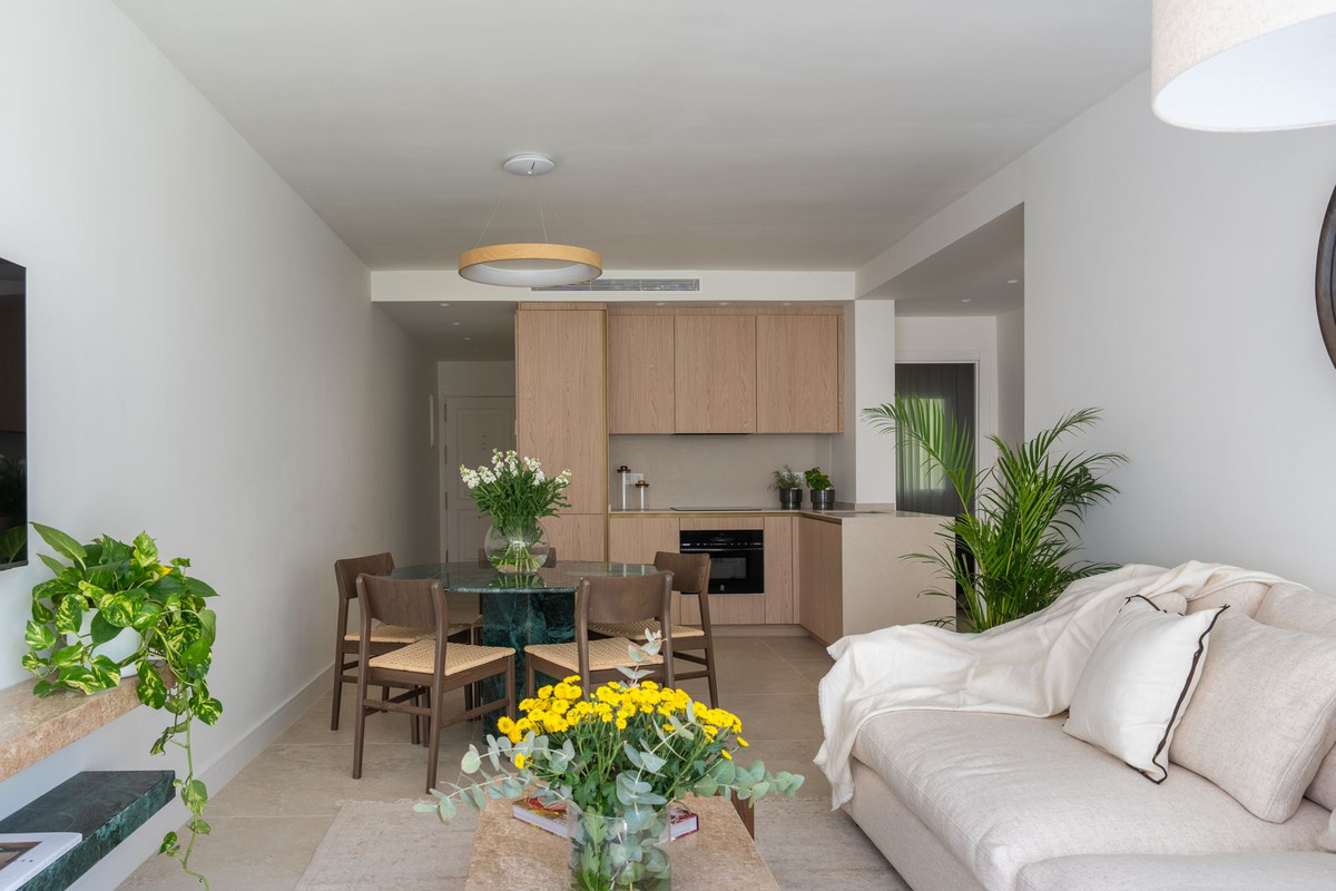 3 Bed Apartment for sale in La Quinta Costa Del Sol, Málaga, Spain