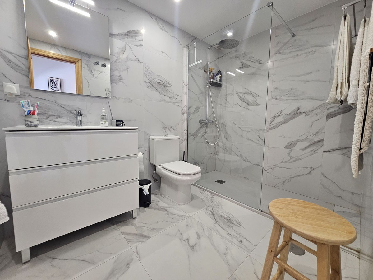 2 Bed Apartment for sale in Miraflores Costa Del Sol, Málaga, Spain