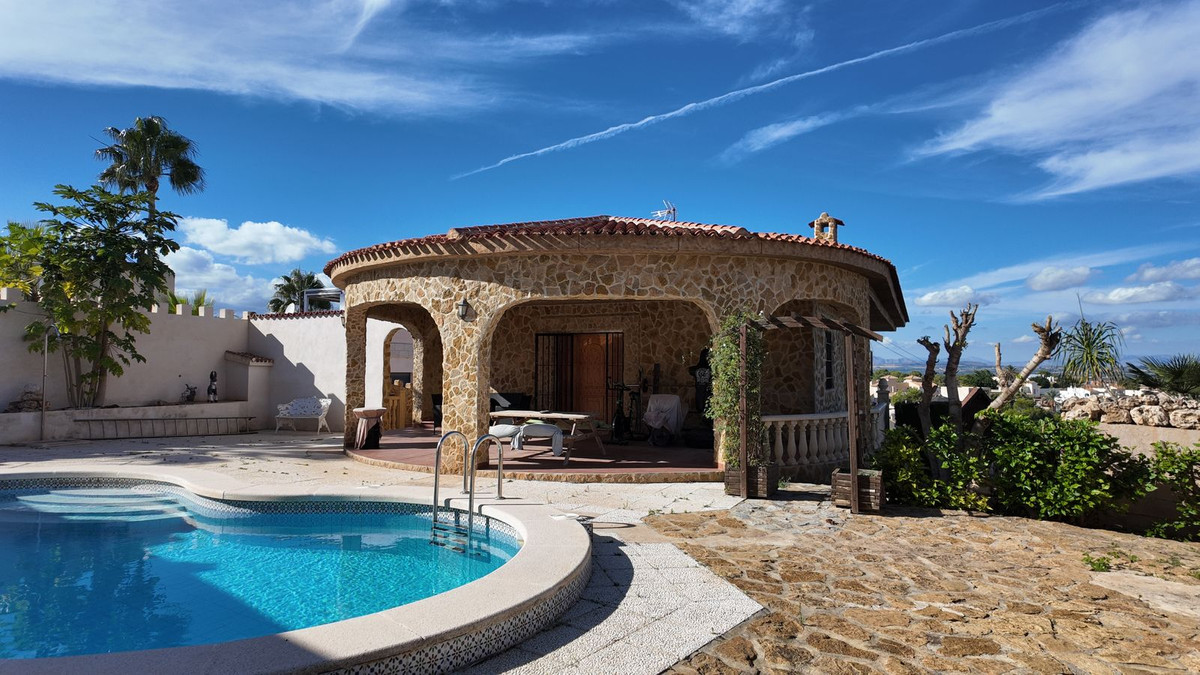 6 Bed Townhouse for sale in Los Balcones Costa Blanca, Alicante, Spain