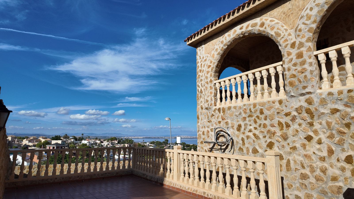 6 Bed Townhouse for sale in Los Balcones Costa Blanca, Alicante, Spain