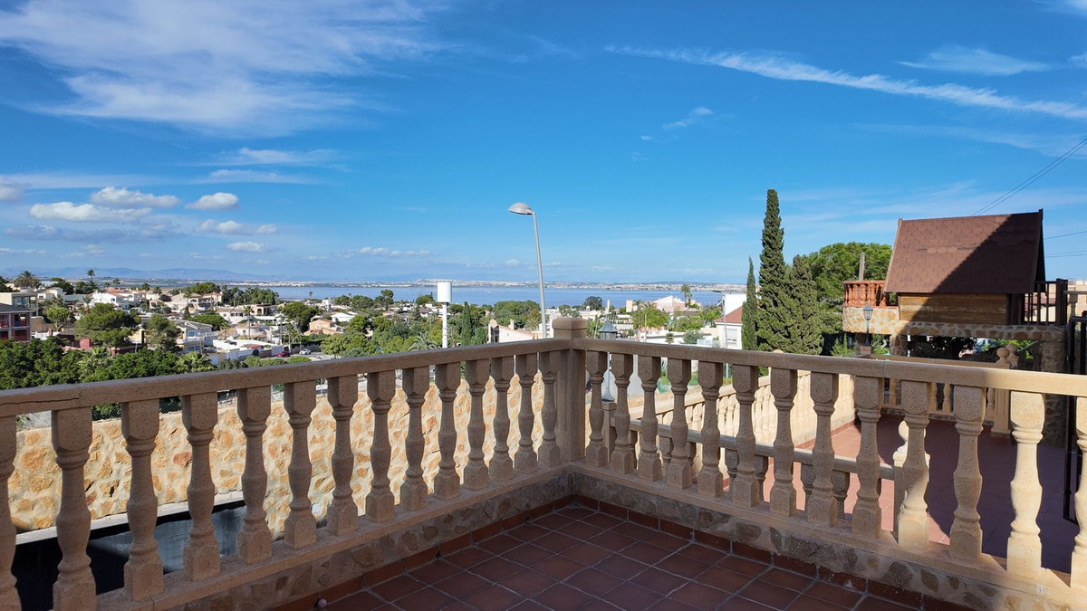 6 Bed Townhouse for sale in Los Balcones Costa Blanca, Alicante, Spain