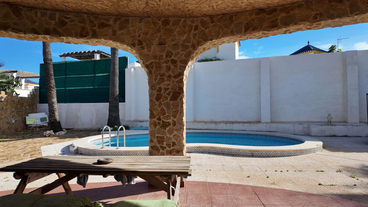 6 Bed Townhouse for sale in Los Balcones Costa Blanca, Alicante, Spain