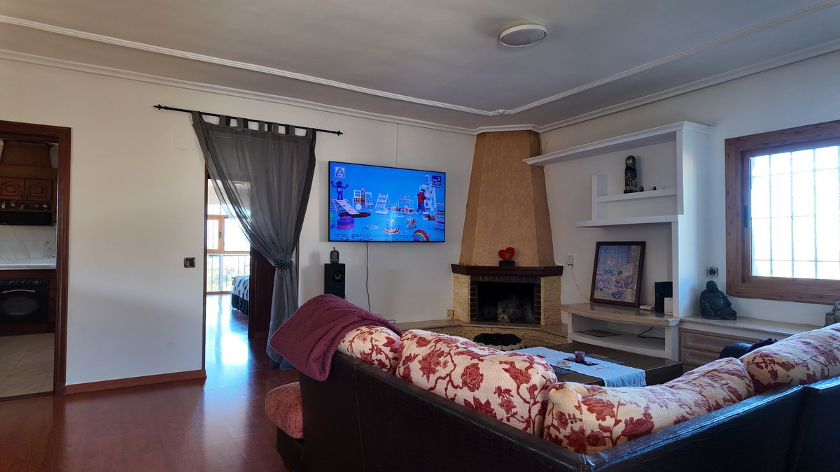 6 Bed Townhouse for sale in Los Balcones Costa Blanca, Alicante, Spain
