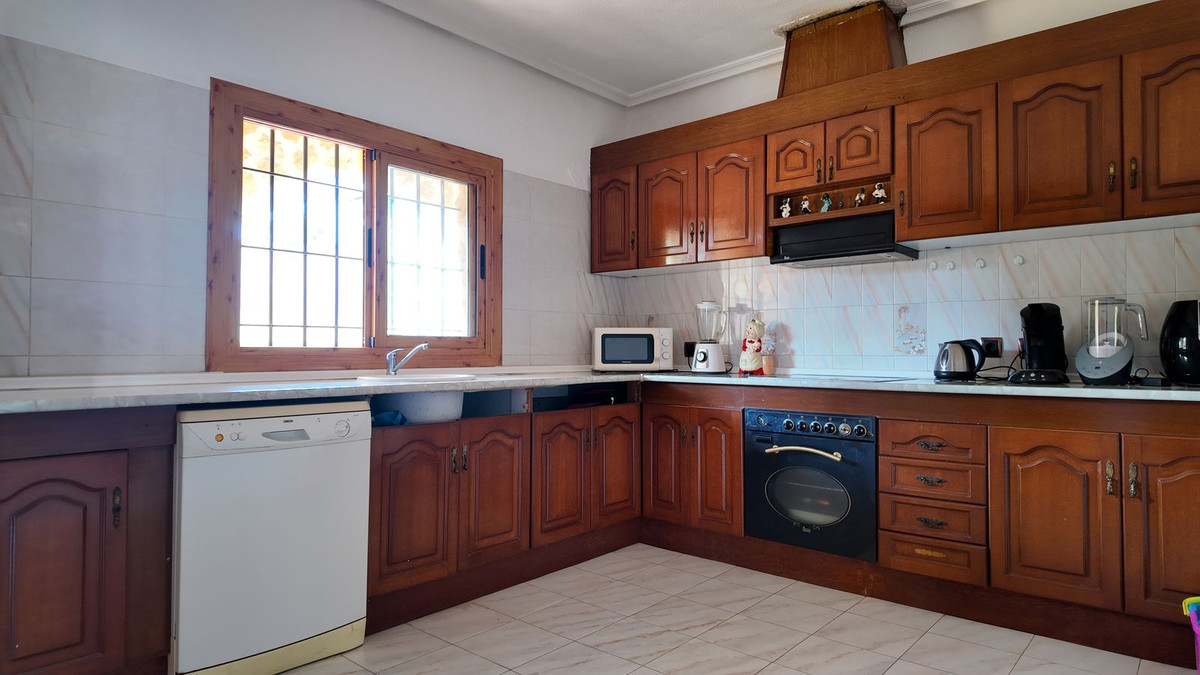 6 Bed Townhouse for sale in Los Balcones Costa Blanca, Alicante, Spain