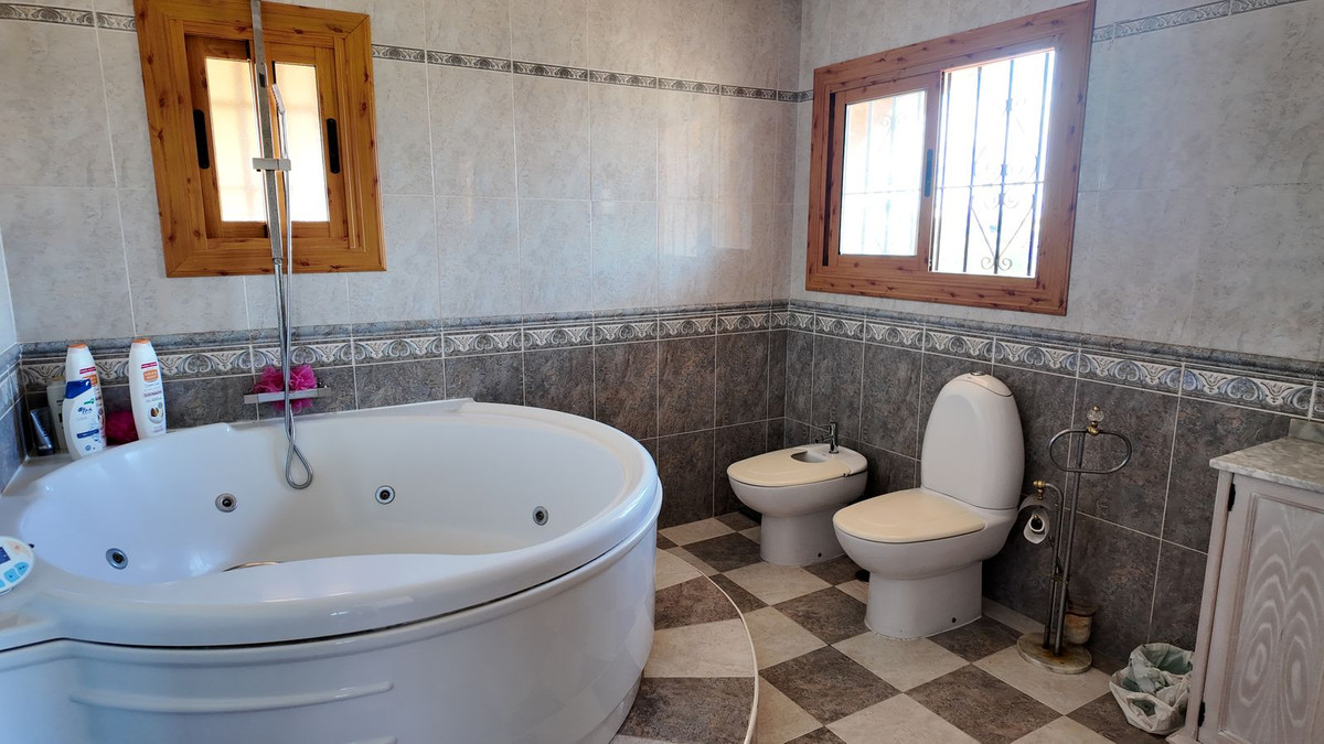 6 Bed Townhouse for sale in Los Balcones Costa Blanca, Alicante, Spain