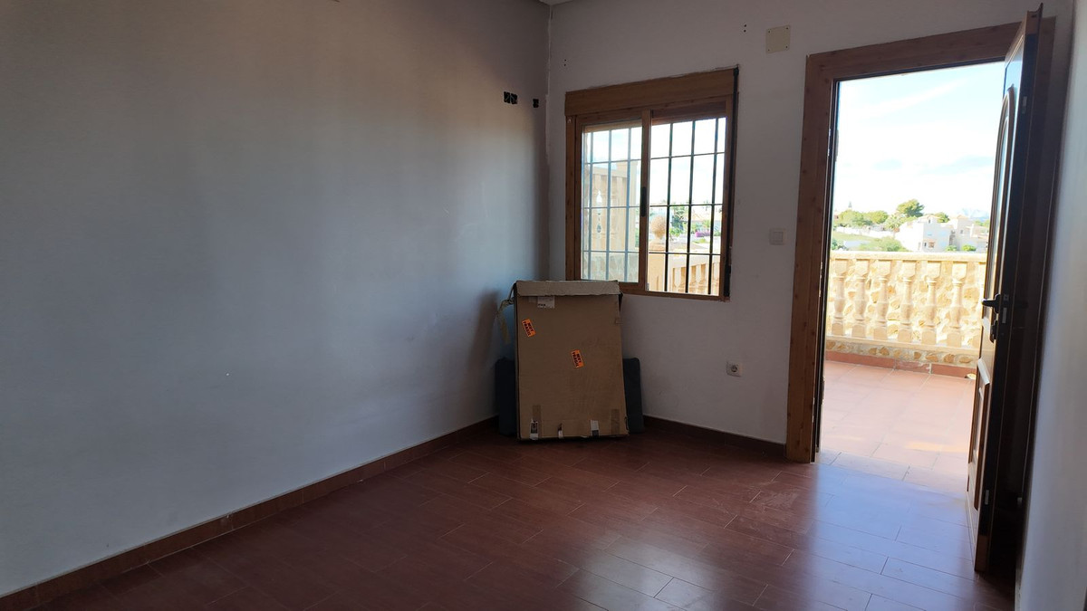 6 Bed Townhouse for sale in Los Balcones Costa Blanca, Alicante, Spain