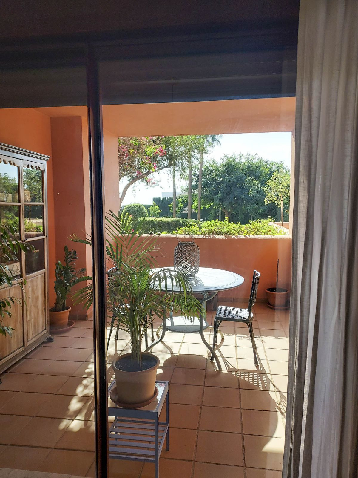 2 Bed Apartment for sale in La Duquesa Costa Del Sol, Málaga, Spain