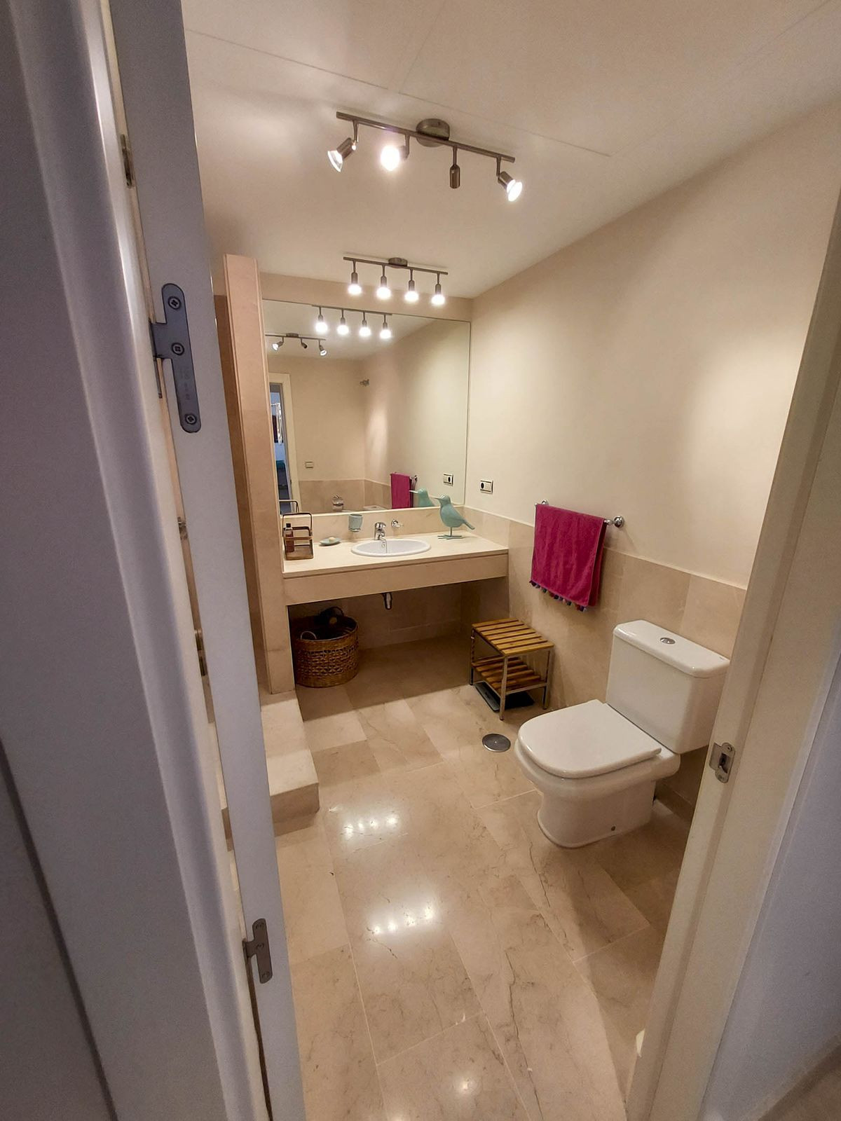 2 Bed Apartment for sale in La Duquesa Costa Del Sol, Málaga, Spain