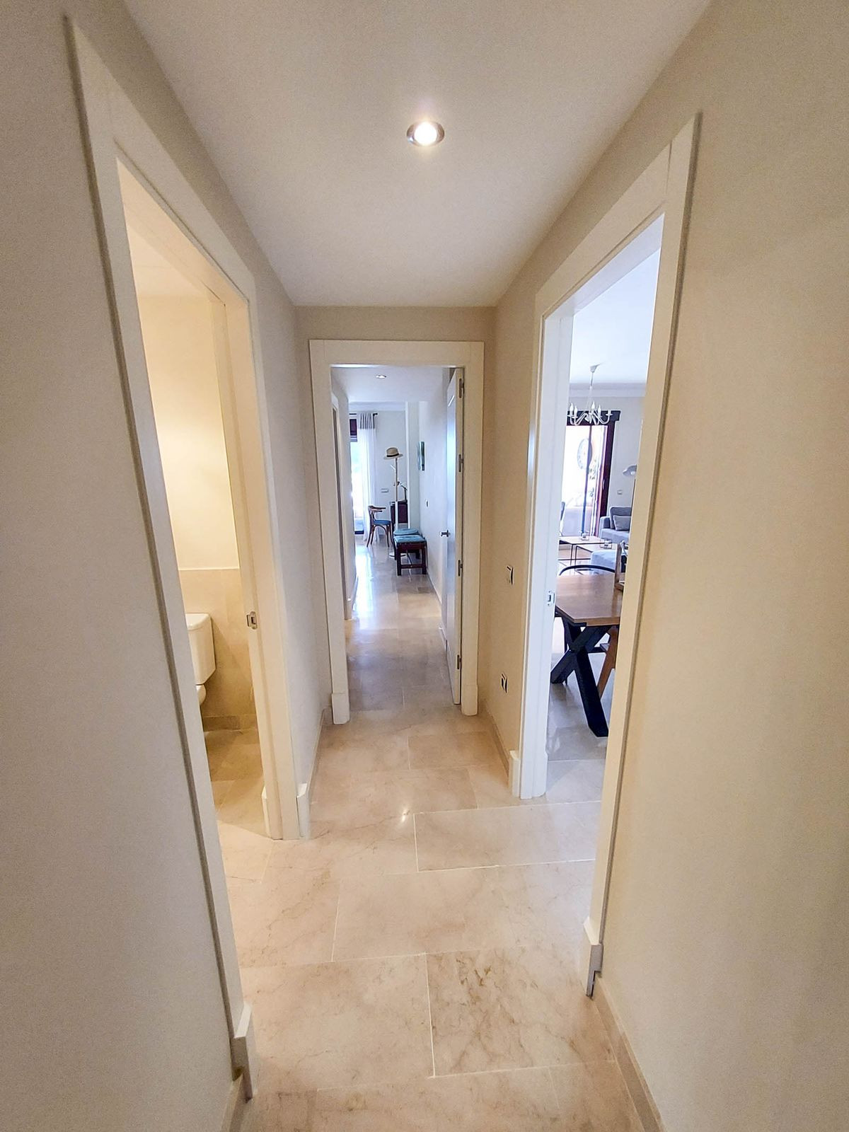 2 Bed Apartment for sale in La Duquesa Costa Del Sol, Málaga, Spain