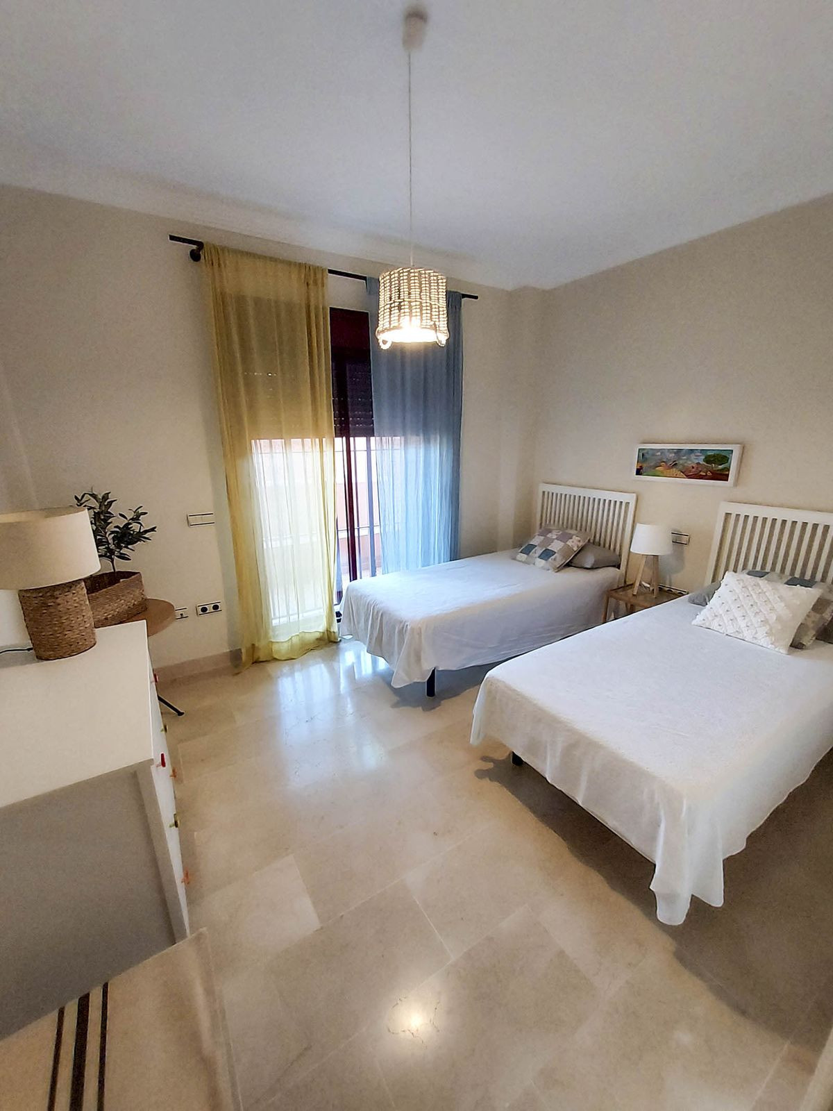 2 Bed Apartment for sale in La Duquesa Costa Del Sol, Málaga, Spain