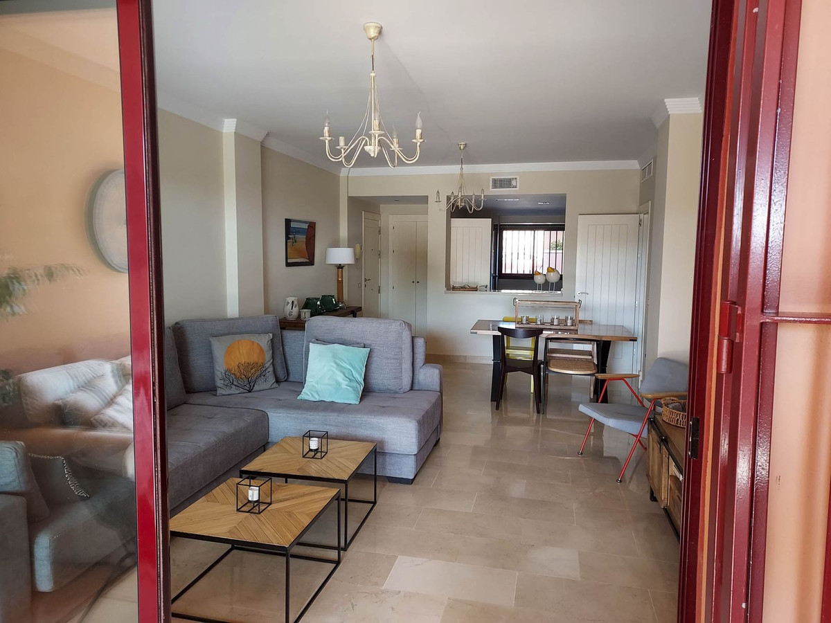 2 Bed Apartment for sale in La Duquesa Costa Del Sol, Málaga, Spain