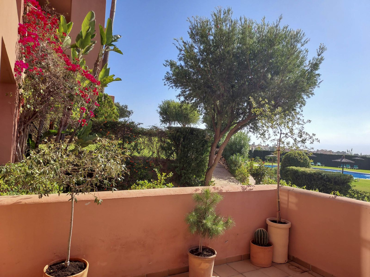 2 Bed Apartment for sale in La Duquesa Costa Del Sol, Málaga, Spain