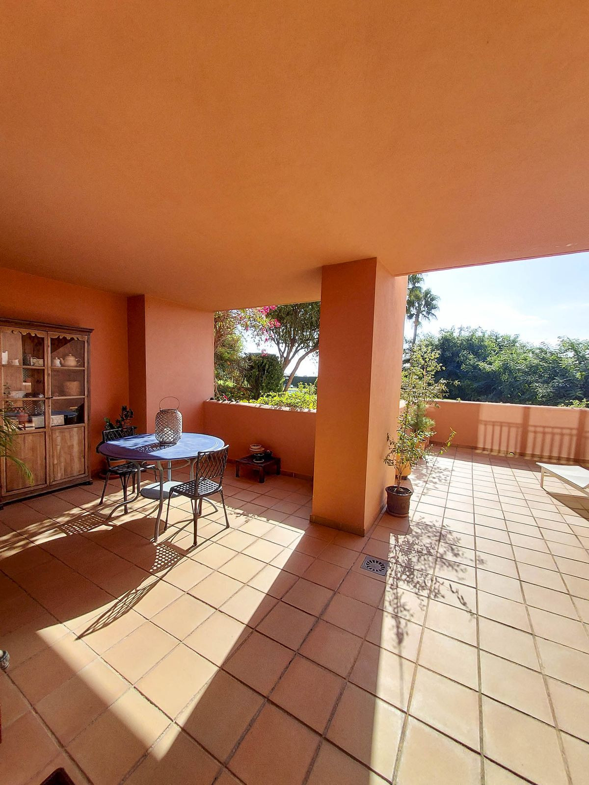 2 Bed Apartment for sale in La Duquesa Costa Del Sol, Málaga, Spain