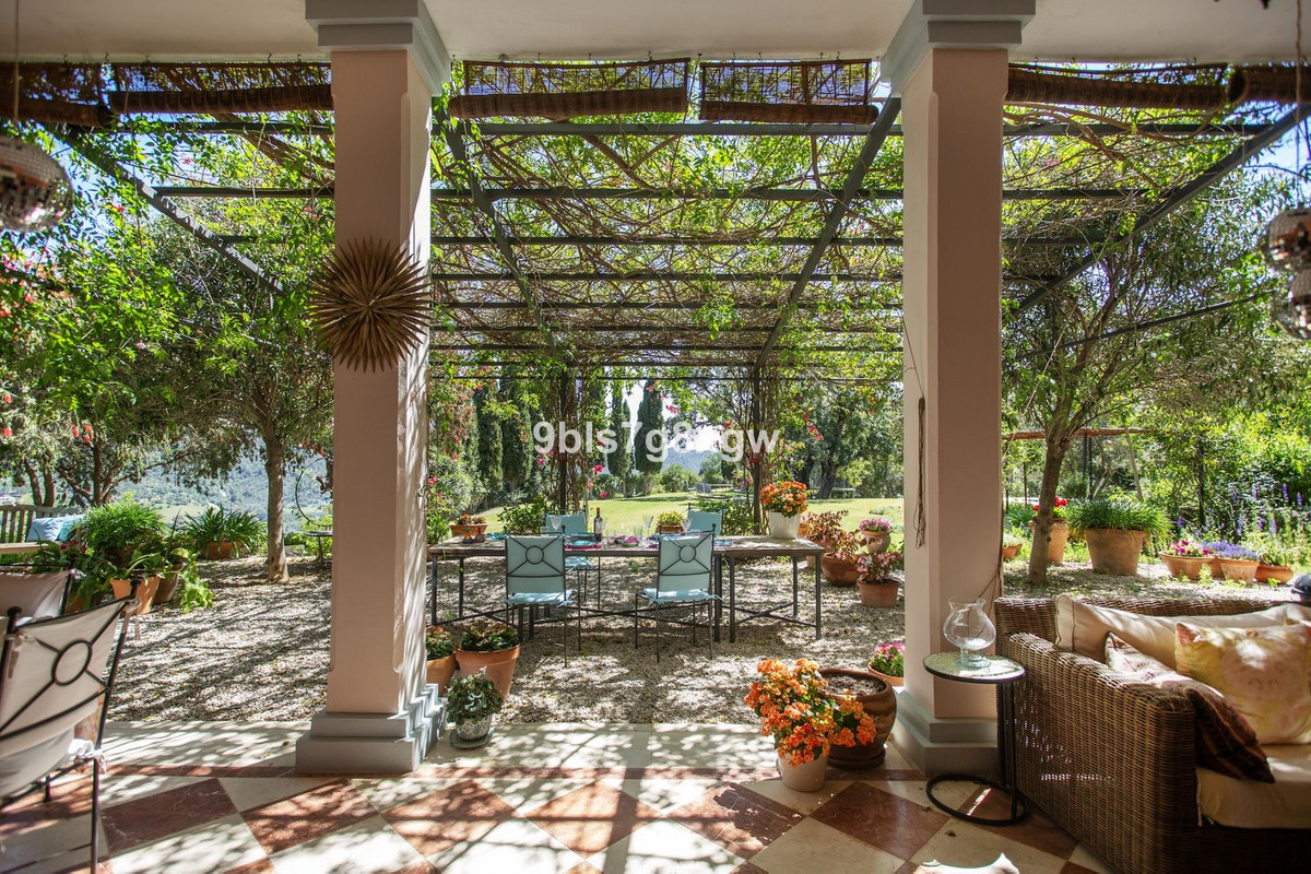 9 Bed Townhouse for sale in Gaucín Costa Del Sol, Málaga, Spain
