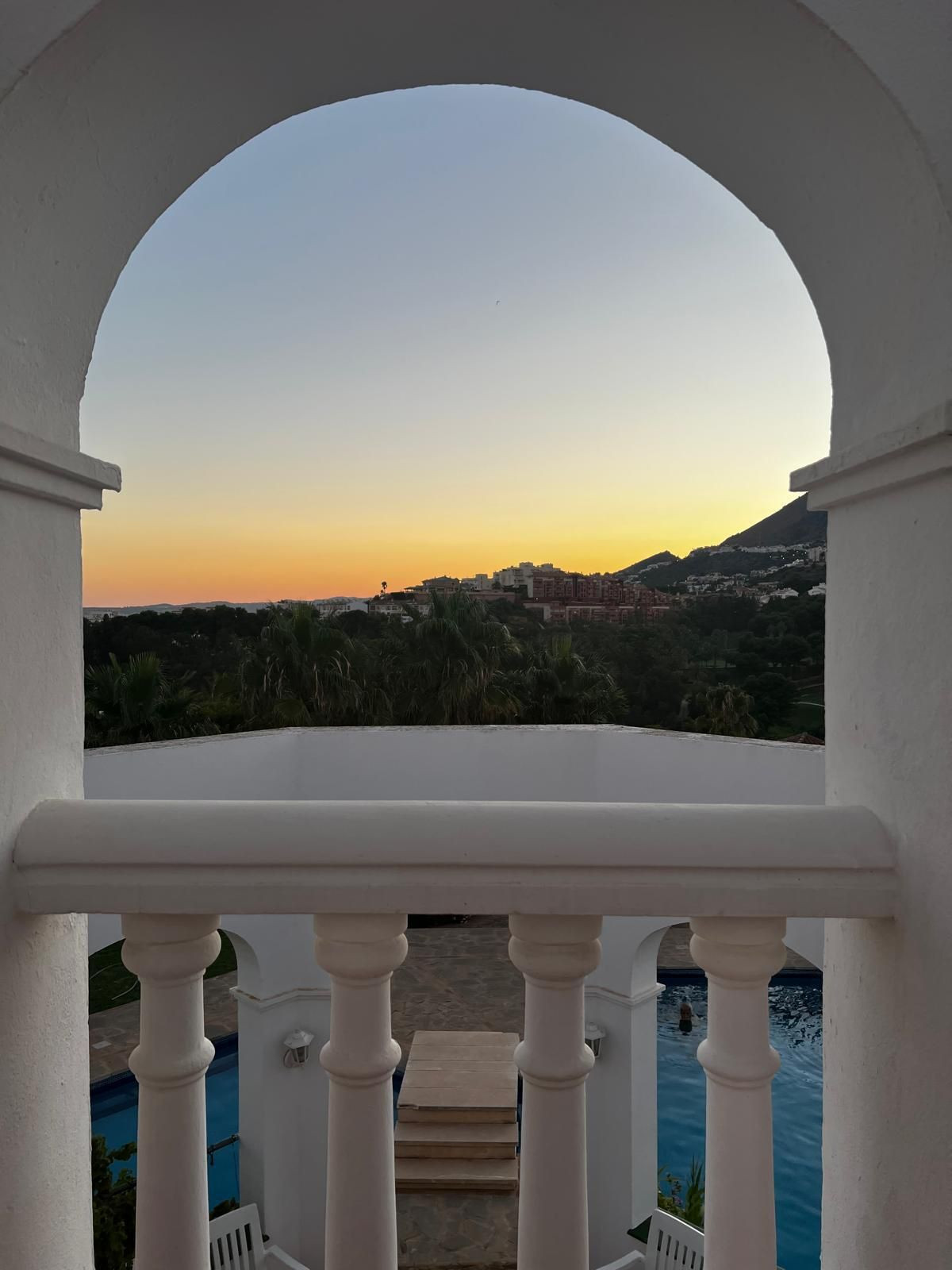 Se vende Villa - Chalet de 5 dormitorios en Costa Del Sol, Málaga, España