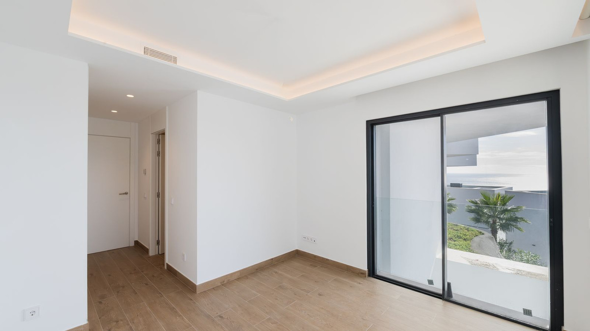 Se vende Villa - Chalet de 4 dormitorios en Costa Del Sol, Málaga, España