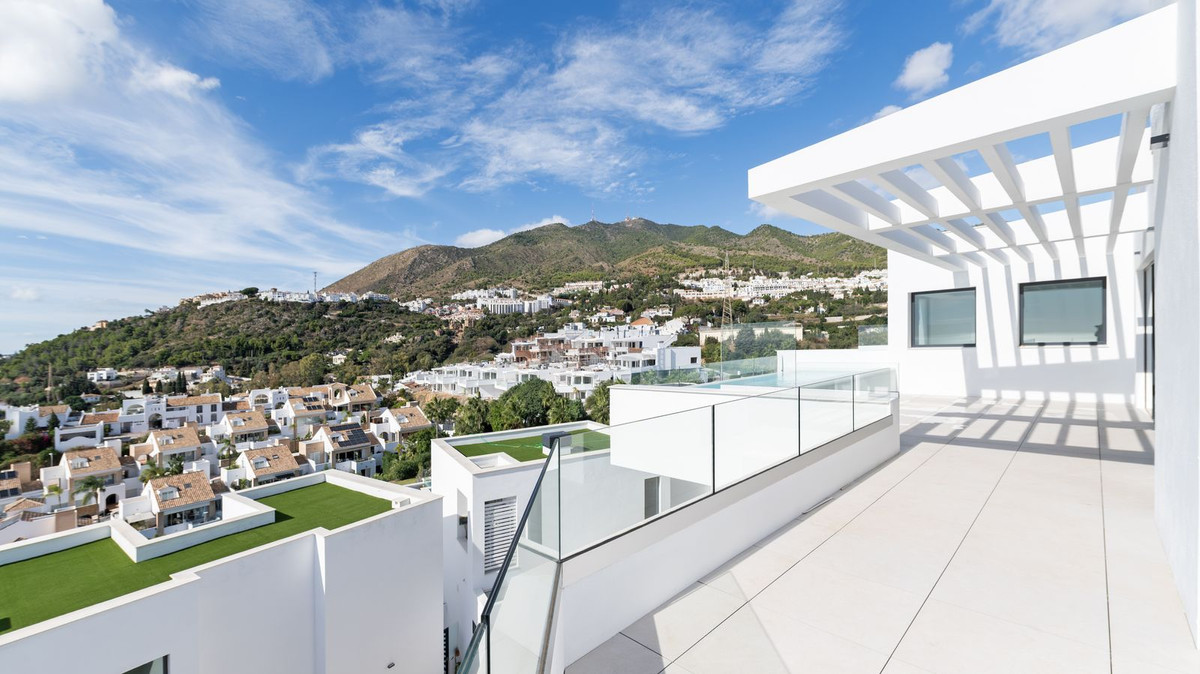 Se vende Villa - Chalet de 4 dormitorios en Costa Del Sol, Málaga, España