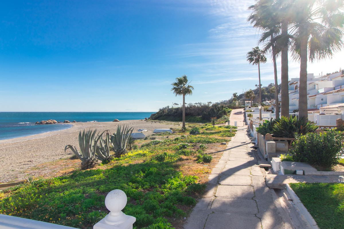 Se vende Adosada de 1 dormitorios en Costa Del Sol, Málaga, España