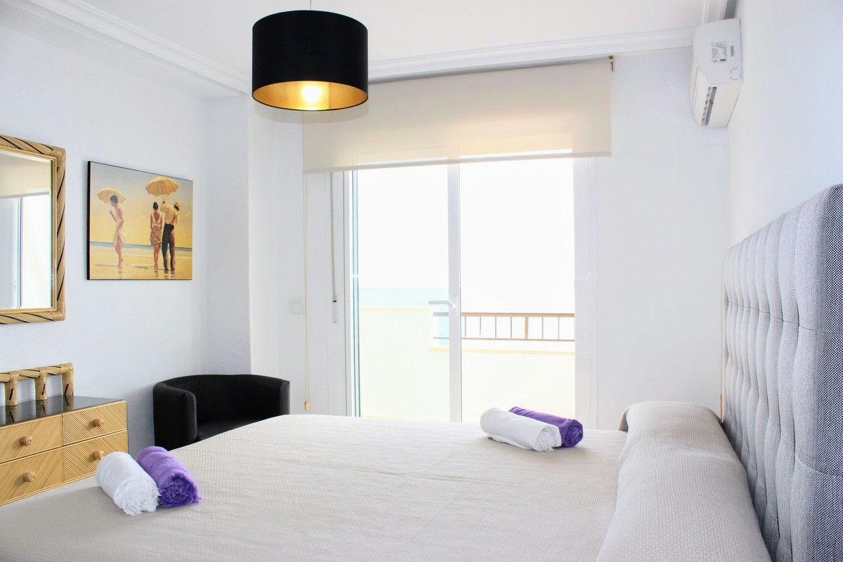 Se vende Apartamento Planta Media de 3 dormitorios en Costa Blanca, Alicante, España