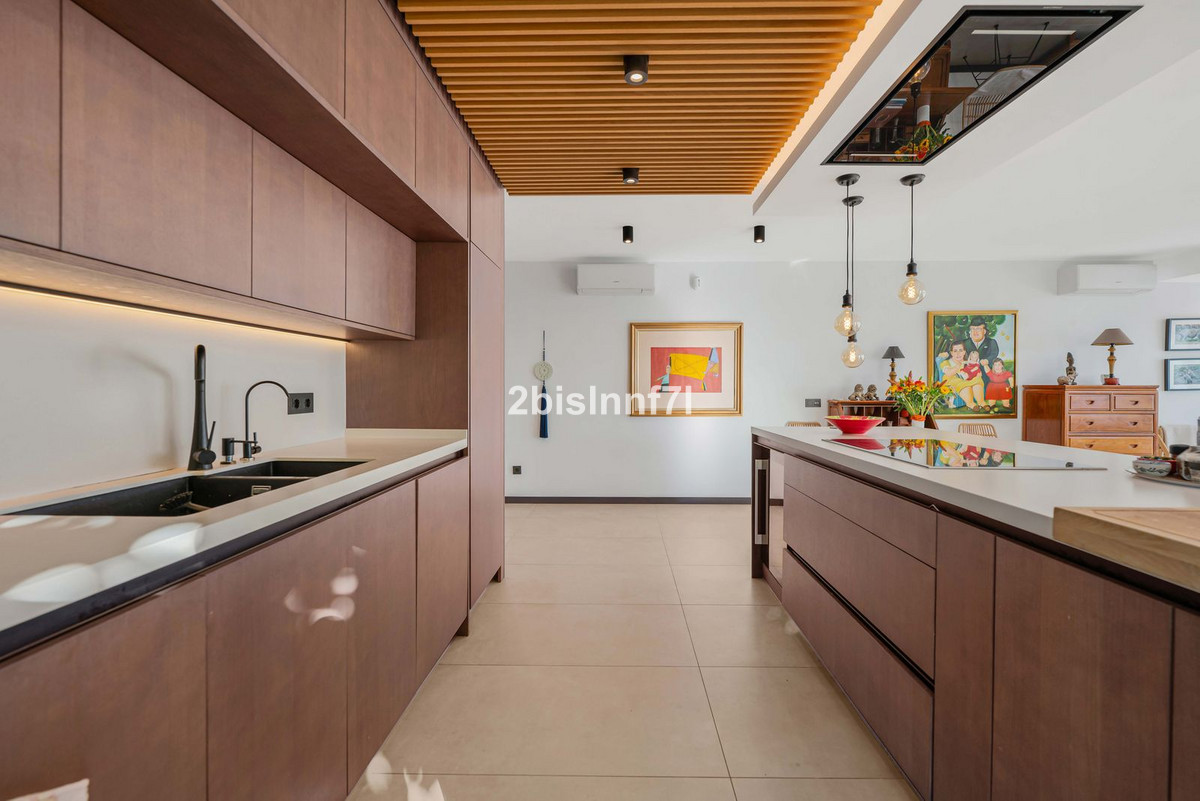 4 Bed Townhouse for sale in Elviria Costa Del Sol, Málaga, Spain