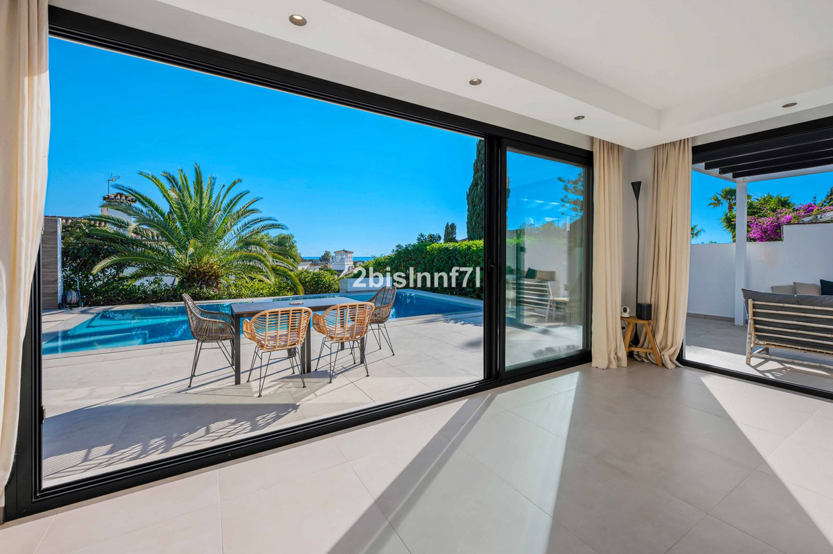 4 Bed Townhouse for sale in Elviria Costa Del Sol, Málaga, Spain